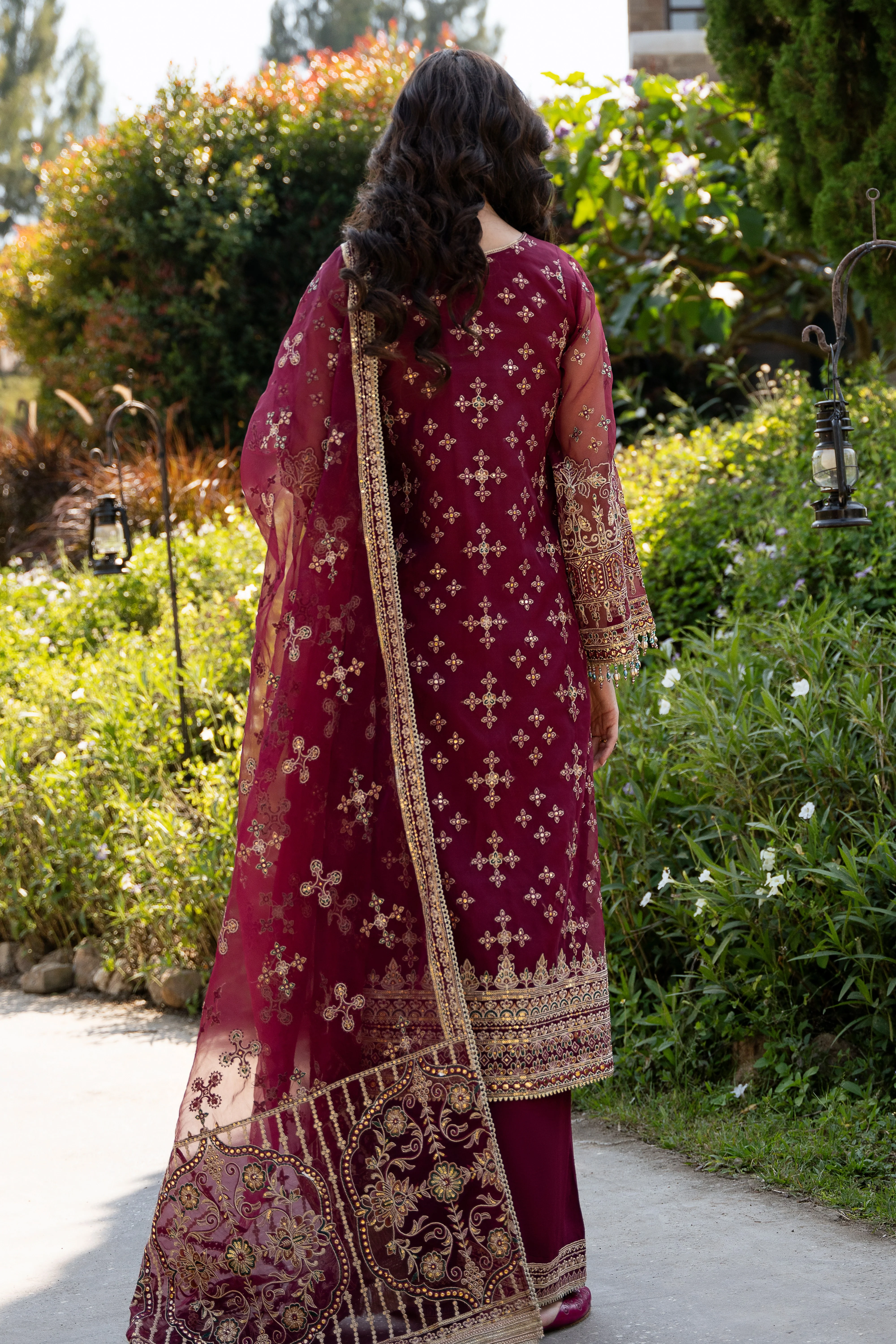 Azra - Image 2