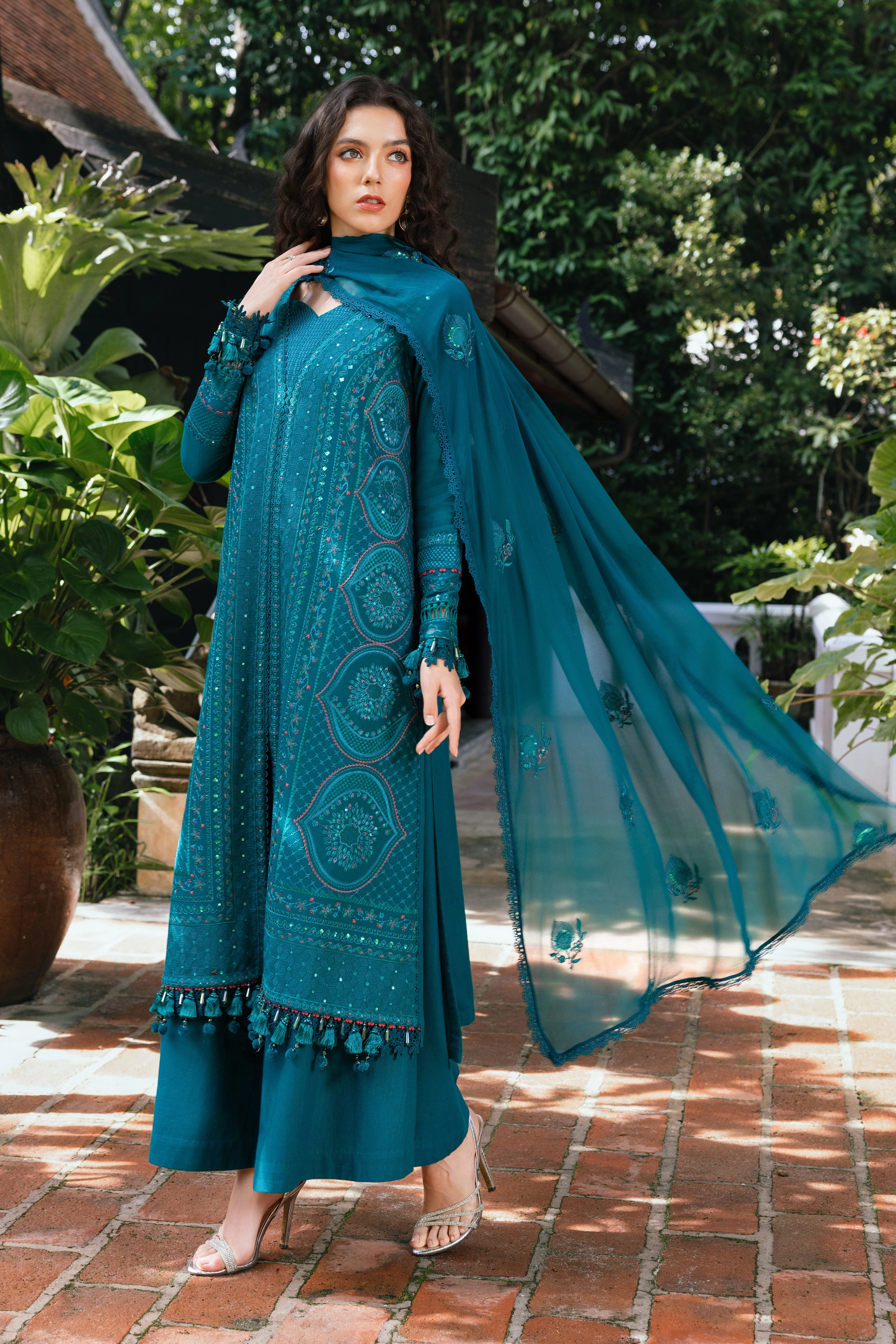 Noor Bano - Image 5